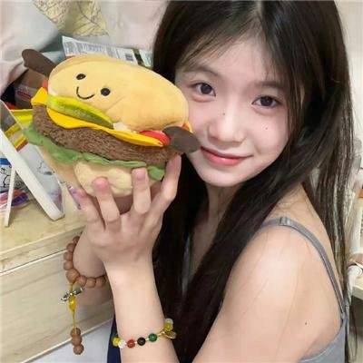 身穿十二单衣的恶魔
